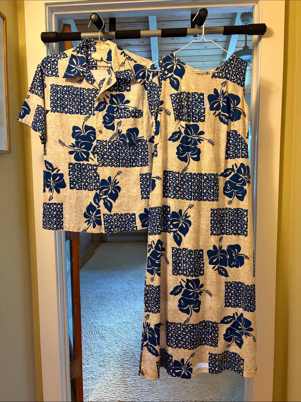 Vintage blue & white Hawaiian dress & matching men’s aloha shirt Sweetheart Set